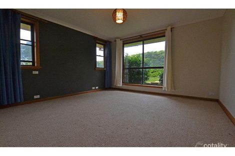 Property photo of 18 Main Street Robertson NSW 2577