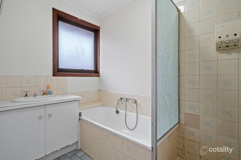 Property photo of 19 Taunton Drive Bundoora VIC 3083