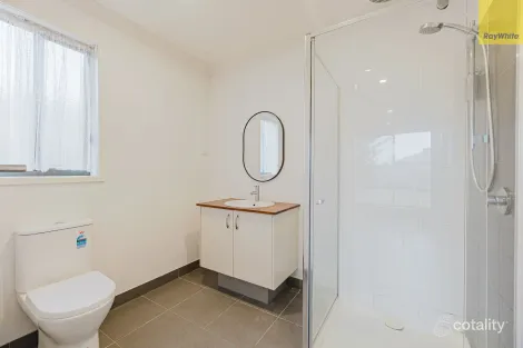 Property photo of 21 Harry Vallence Drive Maddingley VIC 3340