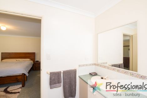 Property photo of 23 Parkfield Way Australind WA 6233