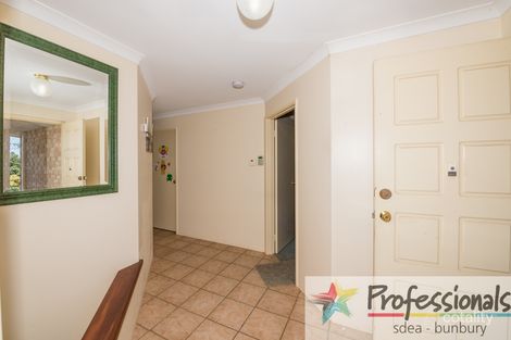 Property photo of 23 Parkfield Way Australind WA 6233