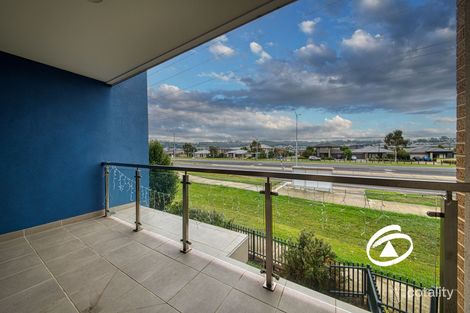 Property photo of 10 Ezra Crescent Officer VIC 3809