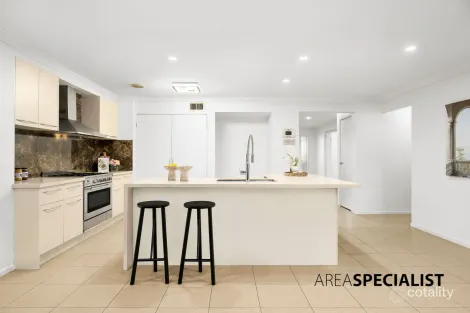 Property photo of 3 Ethel Turner Place Lynbrook VIC 3975