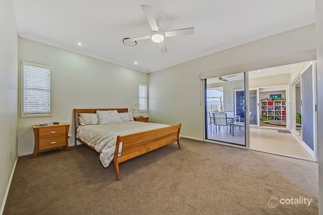Property photo of 37 Whitby Place Thornlands QLD 4164