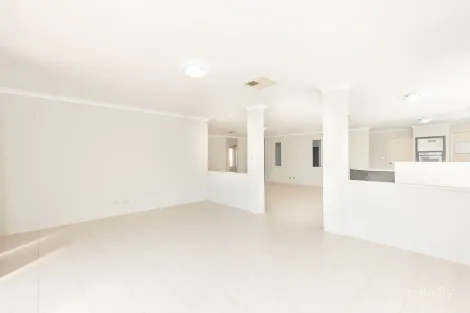 Property photo of 10 Chalice Rise Lakelands WA 6180