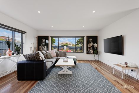 Property photo of 16 Hopetoun Crescent Surf Beach VIC 3922
