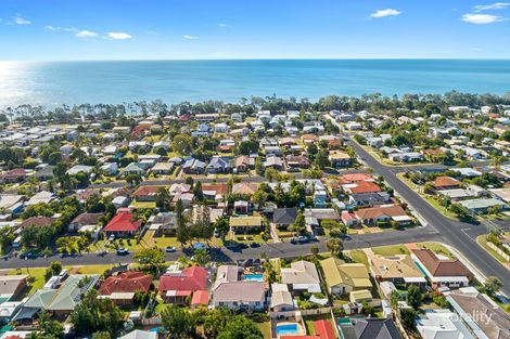 46 South St, Urangan, QLD 4655