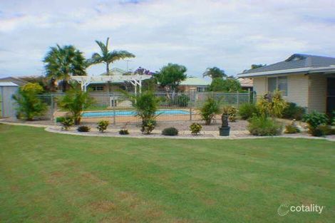 15 Day Pl, Sandstone Point, QLD 4511