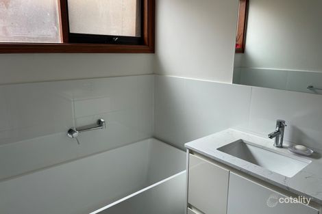 Property photo of 2/10-12 Bond Street Mount Waverley VIC 3149