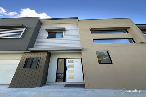 2/115 Eugaree St, Southport, QLD 4215