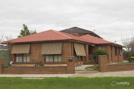 237 Carrick Dr, Gladstone Park, VIC 3043