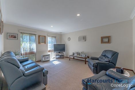 Property photo of 27 Aldworth Crescent Gosnells WA 6110