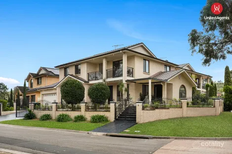 Property photo of 2 Kensington Close Cecil Hills NSW 2171