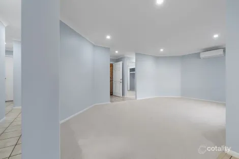 Property photo of 71 Loane Drive Edens Landing QLD 4207
