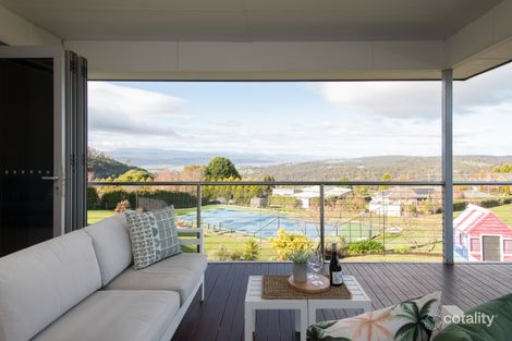 Property photo of 8 Skyline Avenue Grindelwald TAS 7277