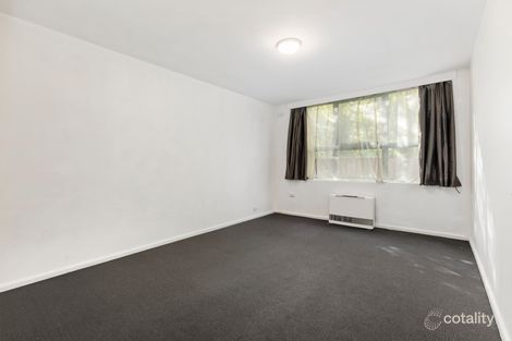 Property photo of 2/45 Robe Street St Kilda VIC 3182