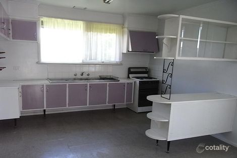 Property photo of 18 Oakham Avenue Burwood East VIC 3151