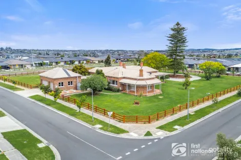 130 Tuckers Rd, Clyde, VIC 3978