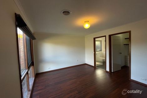 Property photo of 21 Cocoparra Crescent Taylors Lakes VIC 3038