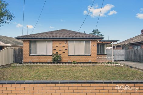 4 Ivanhoe Ave, St Albans, VIC 3021