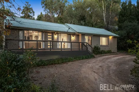 Property photo of 13 Warrawee Road Mount Evelyn VIC 3796