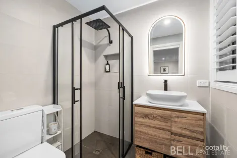 Property photo of 13 Warrawee Road Mount Evelyn VIC 3796