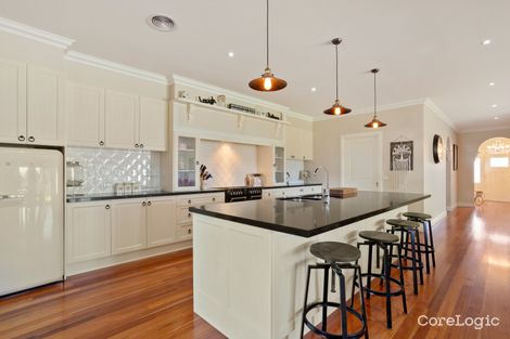 Property photo of 34 Amberly Drive Drouin VIC 3818