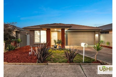 143 Lineham Dr, Cranbourne East, VIC 3977