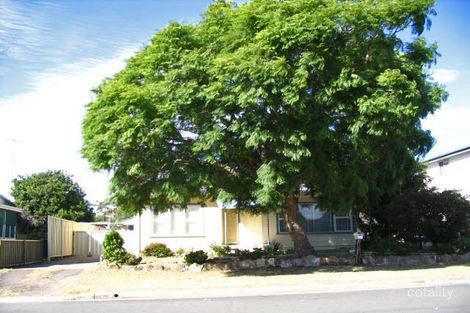 79 Deakin St, Oak Flats, NSW 2529