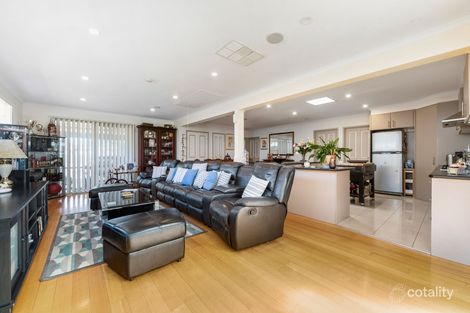 Property photo of 23 Benelong Crescent Seaford VIC 3198