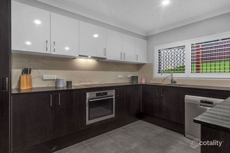 Property photo of 3/7 Plantation Place Mackenzie QLD 4156