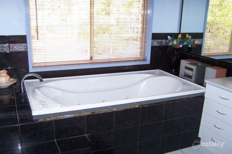 Property photo of 52 Cummins Road Branyan QLD 4670