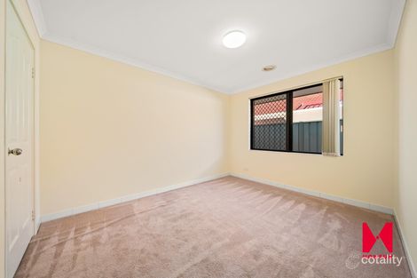 Property photo of 11 Lycett Turn Southern River WA 6110