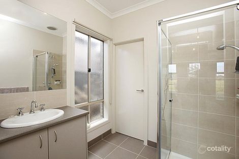 Property photo of 3 Donaldson Place Point Cook VIC 3030