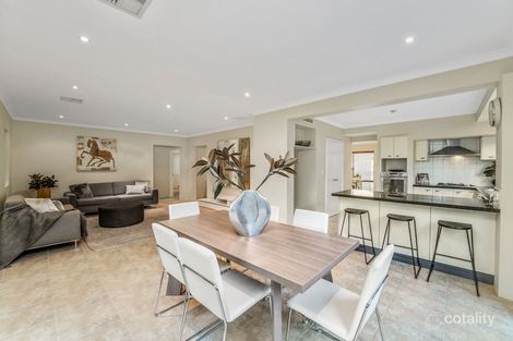 Property photo of 11 Pompei Crescent Stirling WA 6021