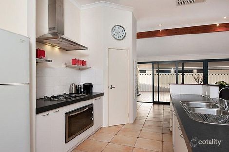 Property photo of 2 Avon Crescent Atwell WA 6164