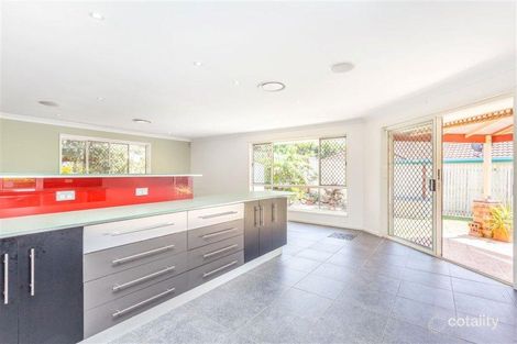 Property photo of 13 Lynford Place Bridgeman Downs QLD 4035