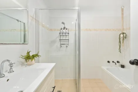 Property photo of 14/4 Fisher Street West Wollongong NSW 2500