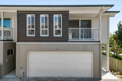 Property photo of 11/129 Barbaralla Drive Springwood QLD 4127