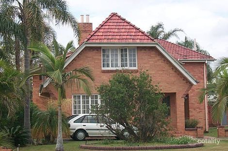 301 Long St E, Graceville, QLD 4075