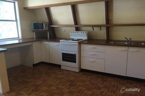 Property photo of 6 Priestley Parade Point Clare NSW 2250