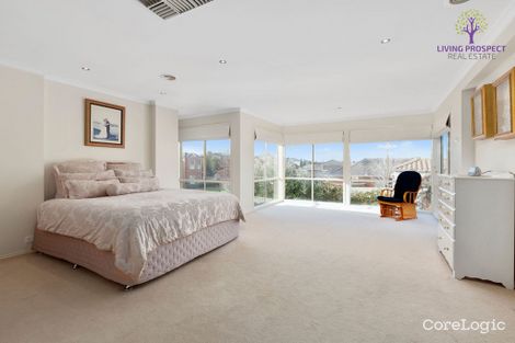 Property photo of 6 Sommersby Road Point Cook VIC 3030