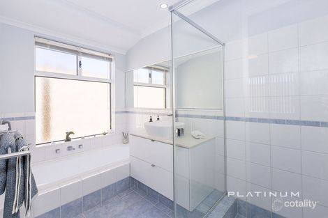 Property photo of 2 Lopez Way Iluka WA 6028