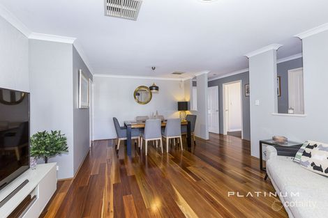 Property photo of 2 Lopez Way Iluka WA 6028