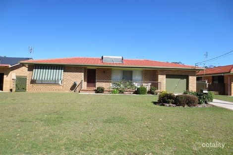 12 Coonawarra Ct, Yamba, NSW 2464