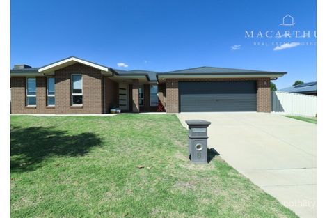 Property photo of 6 Comet Place Estella NSW 2650