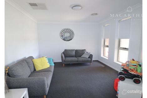 Property photo of 6 Comet Place Estella NSW 2650