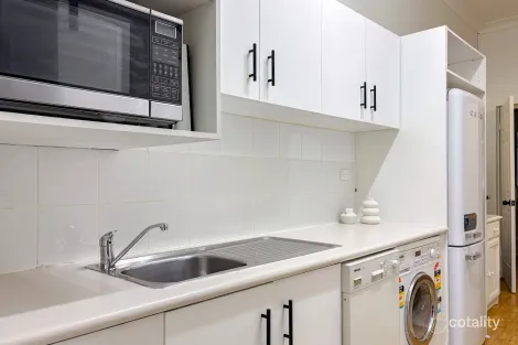 Property photo of 2/21-23 Ben Boyd Road Neutral Bay NSW 2089