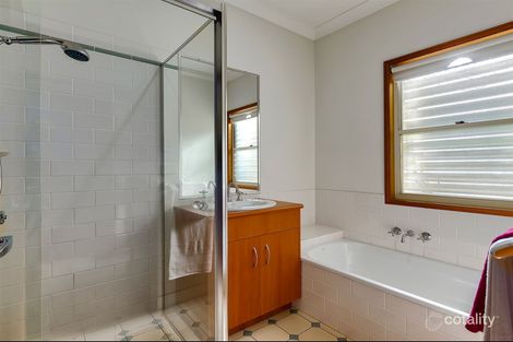 Property photo of 18 Thackeray Street Norman Park QLD 4170