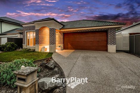 Property photo of 18 Everly Circuit Pakenham VIC 3810